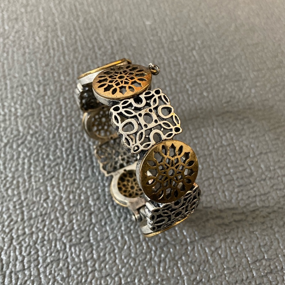 Lucky brand bracelet